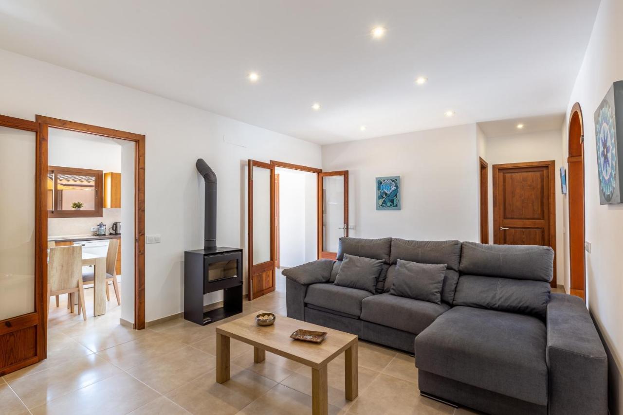 Cas Padrins De Ses Tanques Villa Ariany Bagian luar foto
